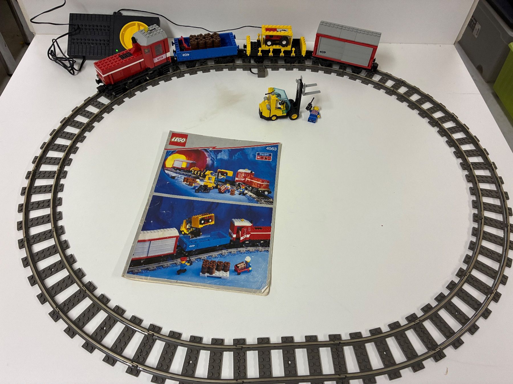 Lego Spielzeuge: LEGO Eisenbahn 4563 ab 1.- – Gebraucht aus Kerns von chriglim