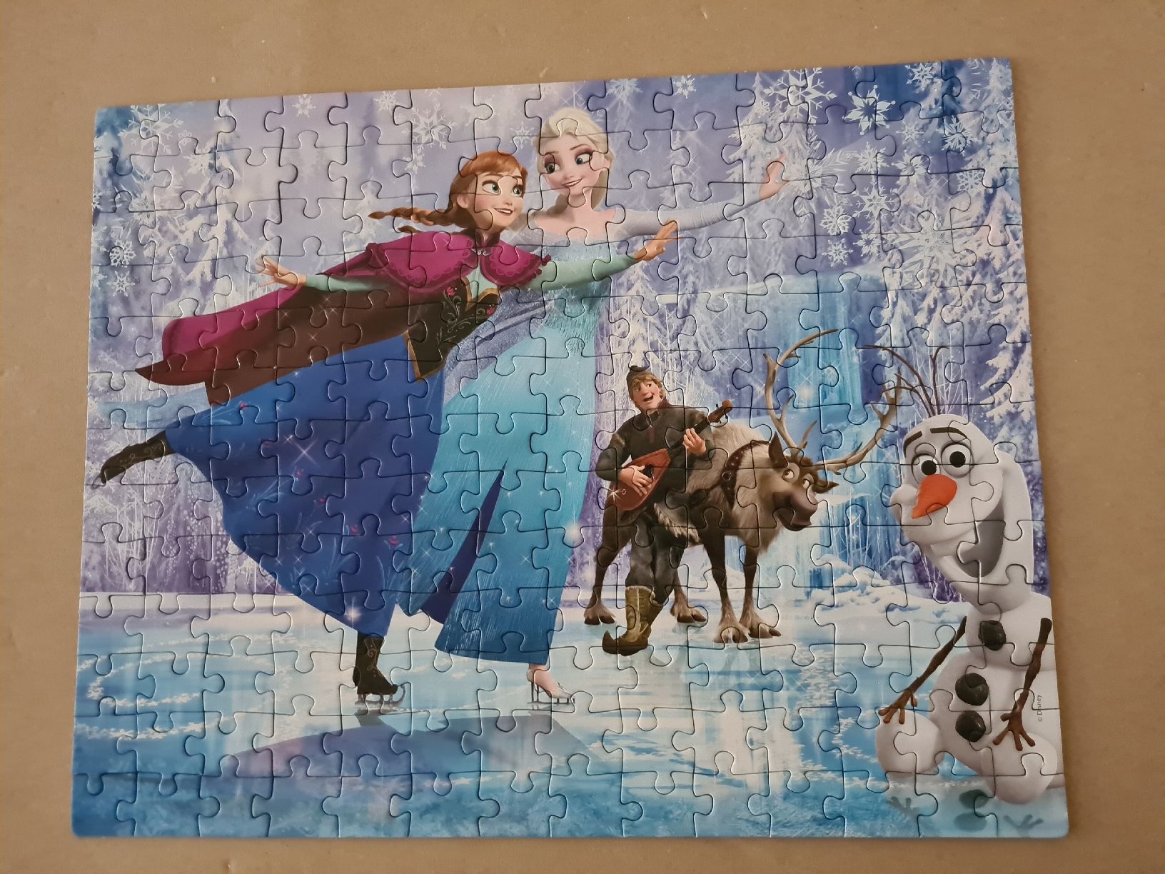 Clementoni Puzzle: Disney Frozen Clementoni 180 er – Usato da Langenthal venduto da Polarisstern 1