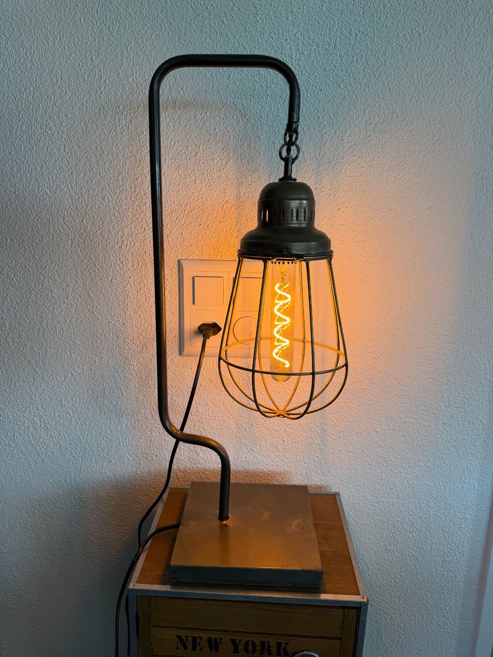 Lampen: Tischlampe – Gebraucht aus Waltenschwil von Shira4 1