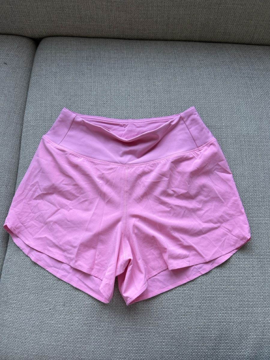 Lululemon Hosen: Lululemon Shorts XS – Gebraucht aus Bad Ragaz von vjmast