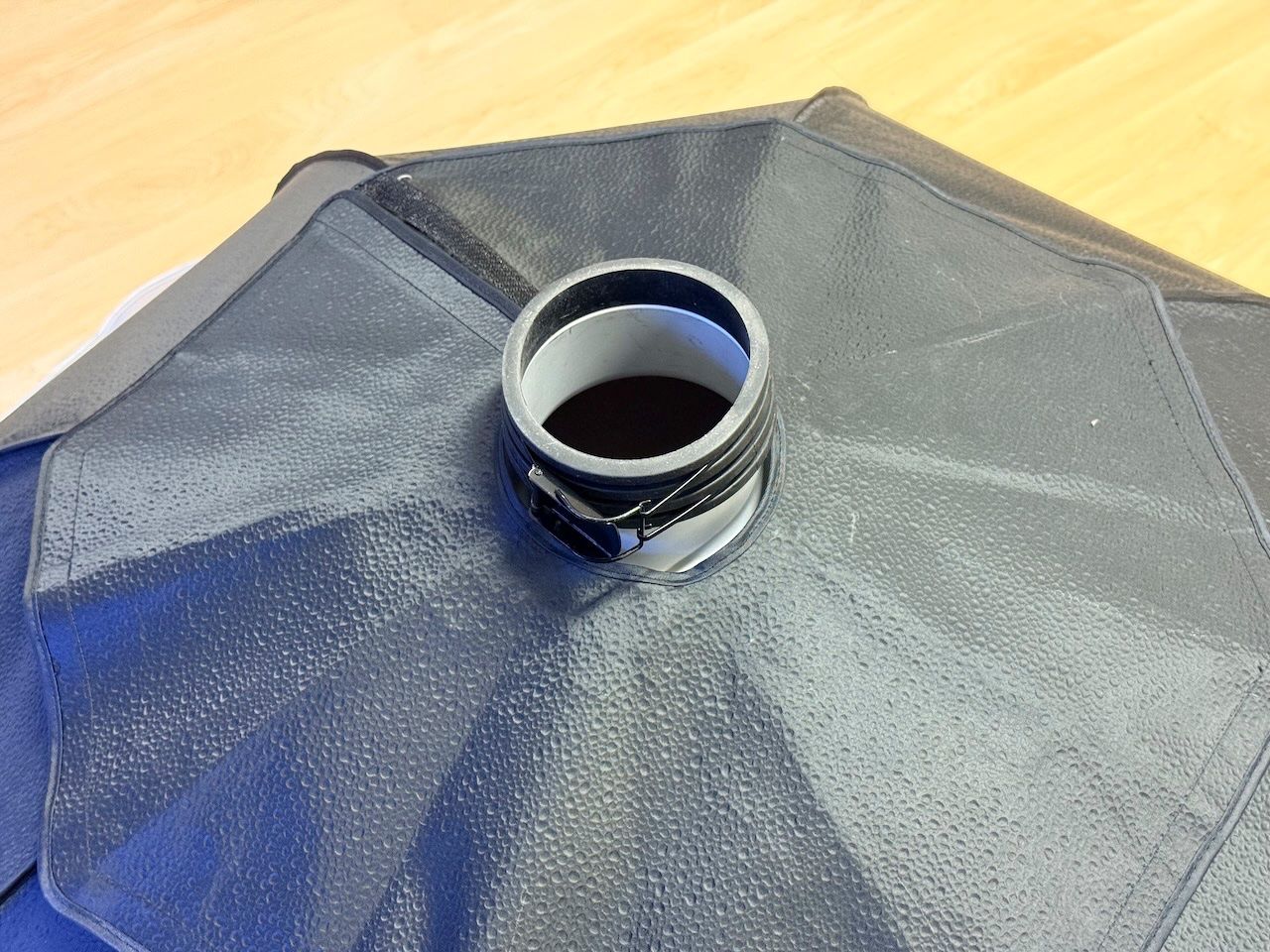 Flash: Softbox Octagon, 130cm Durchmesser, inkl. Profoto-Adaperring – Usato da Niederhasli venduto da Moondance 2
