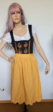 Dirndl Gr 36 mit Blumenstickerei  gelb-orange  Landhaus