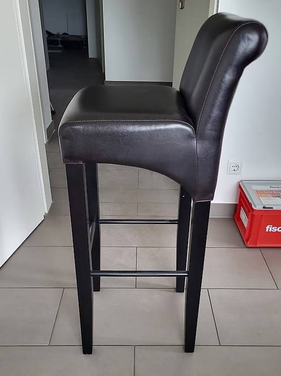 Kare Set di tavolo e panche: Bartisch inkl. 2 Barhockern KARE design – Usato da Zürich venduto da andylito 2