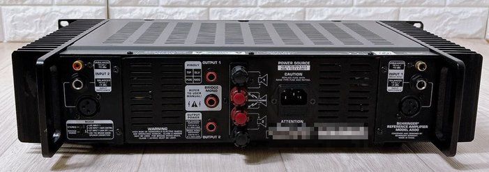 Behringer Amplificatori: BEHRINGER A500 Professional Power Amplifier – Usato da Worb venduto da Weber1 1