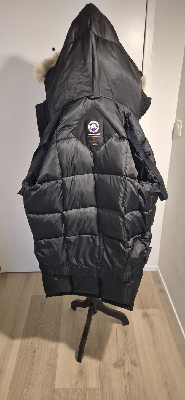 Canada Goose Giacche: Canada Goose Daunenjacke/ Grösse M – Usato da Tägerwilen venduto da mar_cf9w 6