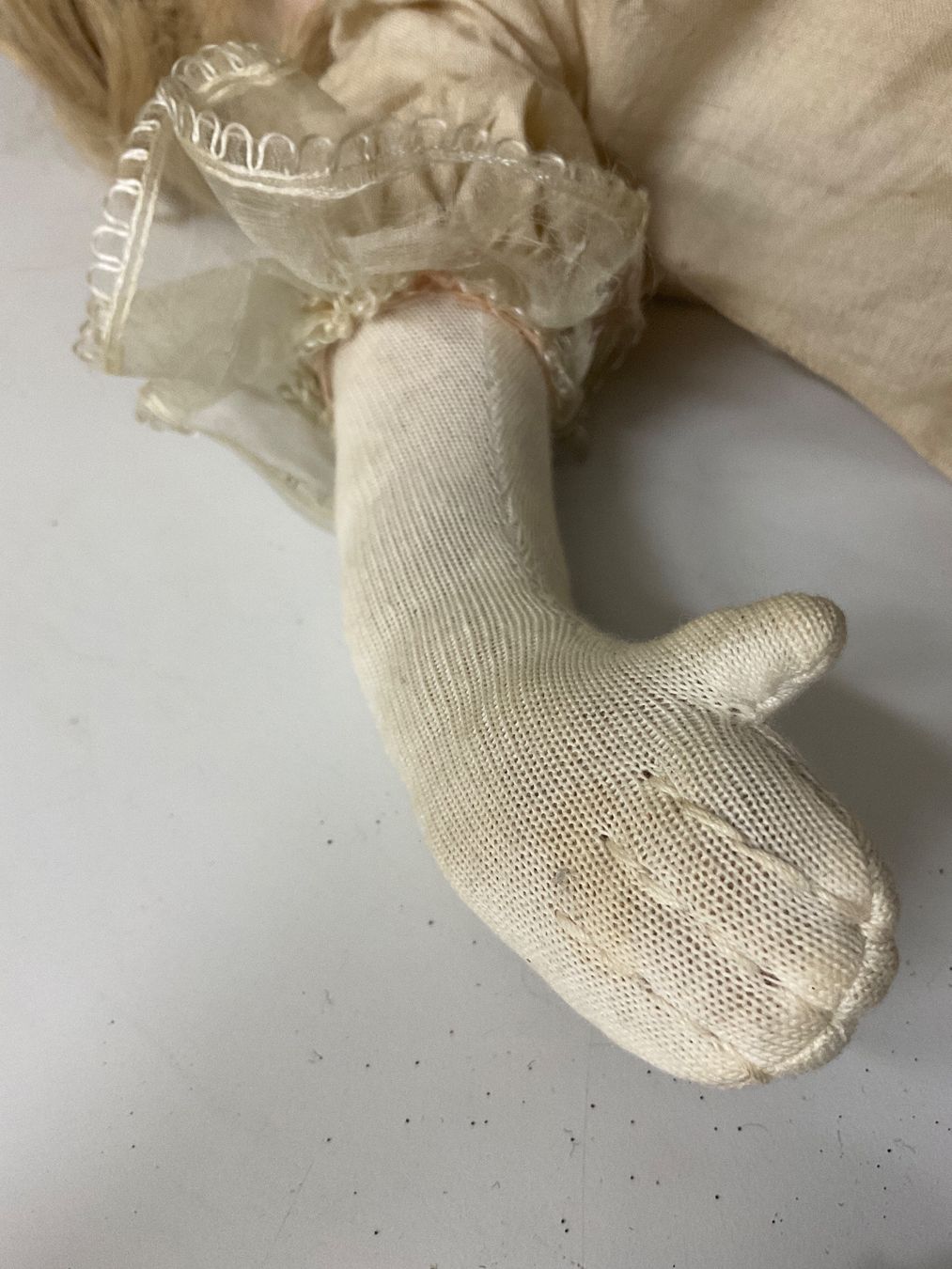 Bambole: Antike Puppe mit Schliessaugen – Usato da Bern venduto da vielerart 6