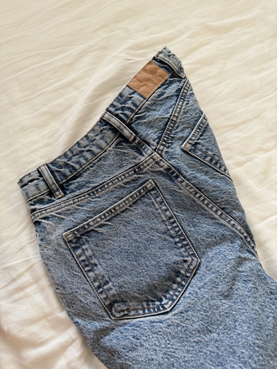 Zara Jeans: ZARA Denim Shorts, Gr. 34 – Gebraucht aus Volketswil von habibeoez 1