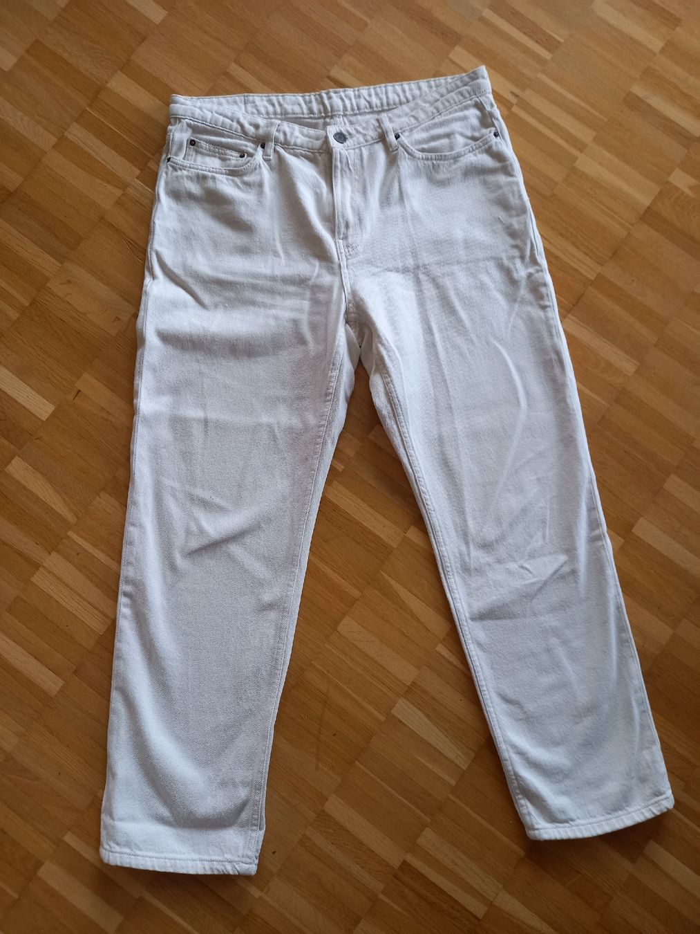 Hosen: American Vintage Hose Gr. 34 offwhite – Gebraucht aus Zürich von Veramone