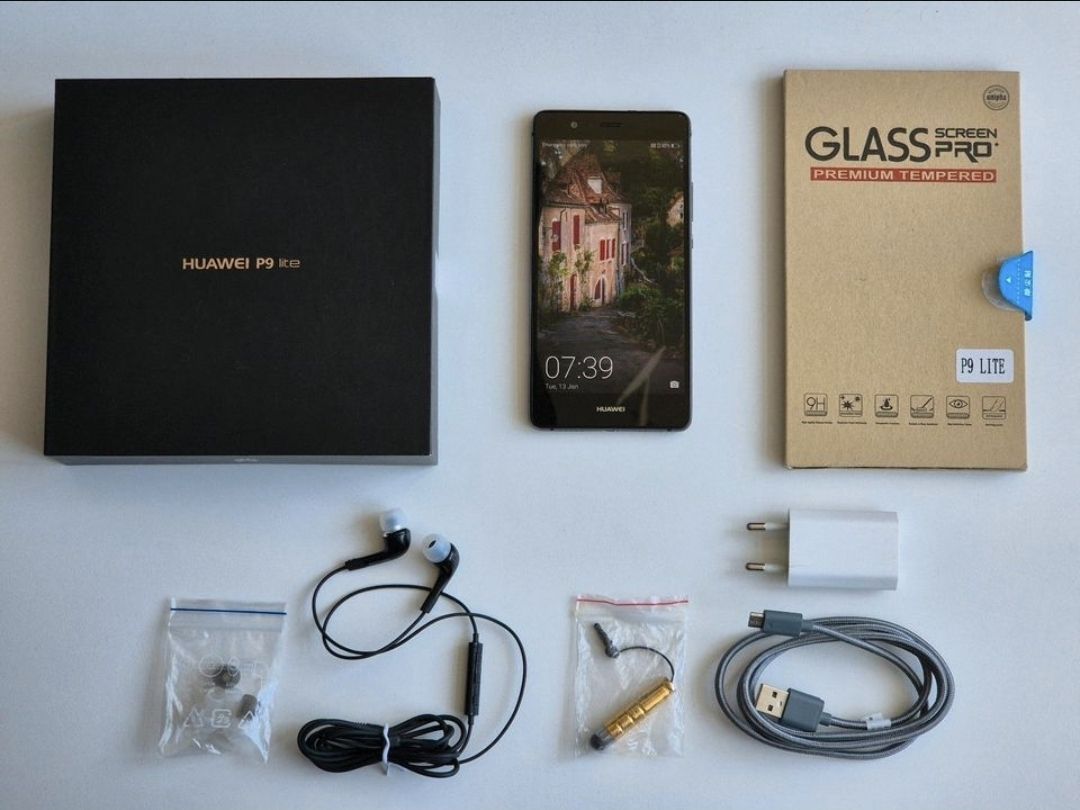 Huawei Portables: Huawei P9 Lite Smartphone with Accessories – D'occasion à Winterthur par leg_pg2g