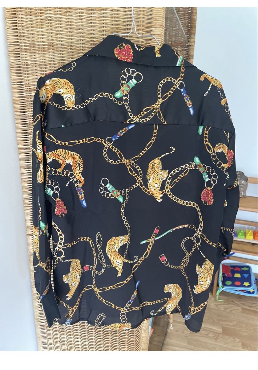 Camicette: Vintage Tiger &Chain Print Shirt - – Usato da Zürich venduto da j.peter22 1
