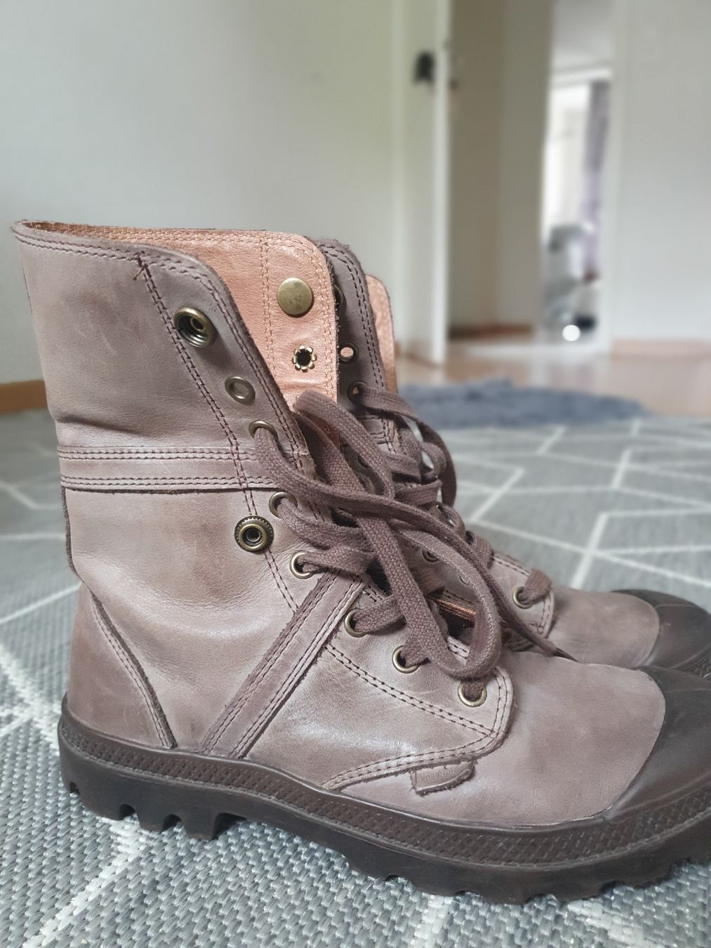 Herrenschuhe: Palladium  Lederstiefel Gr 39 – Neu (gemäss Beschreibung) aus Thalwil von eug_qq5f 5