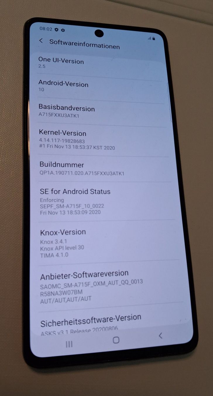 Samsung Handys / Smartphones: Samsung Galaxy A71 - 128 GB – Gebraucht aus Wilderswil von Silverybrown 2