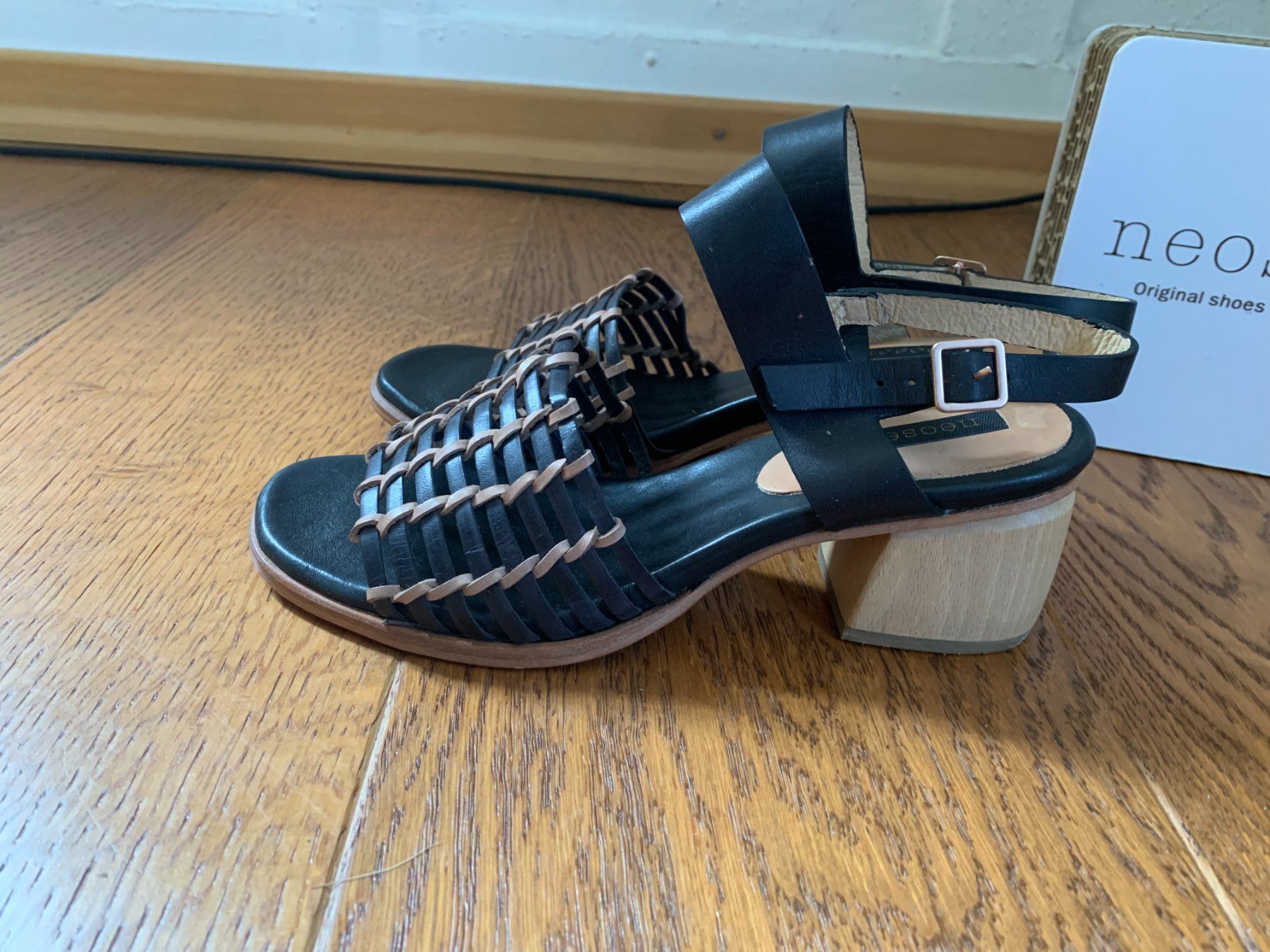 Neosens Scarpe da donna: Neosens Verdisio 3145 black Gr.37 – Nuovo (secondo la descrizione) da Zürich venduto da finsti 2