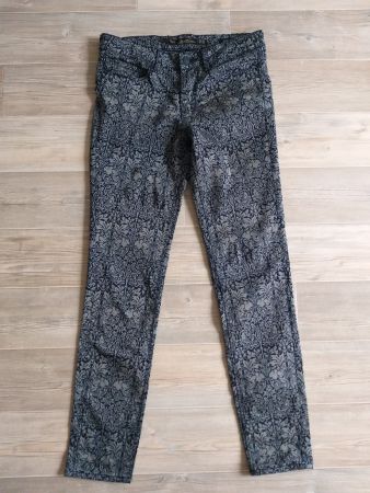 ZARA WOMAN Jeans SLIM FIT taille / Grosse XS (36 EUR)