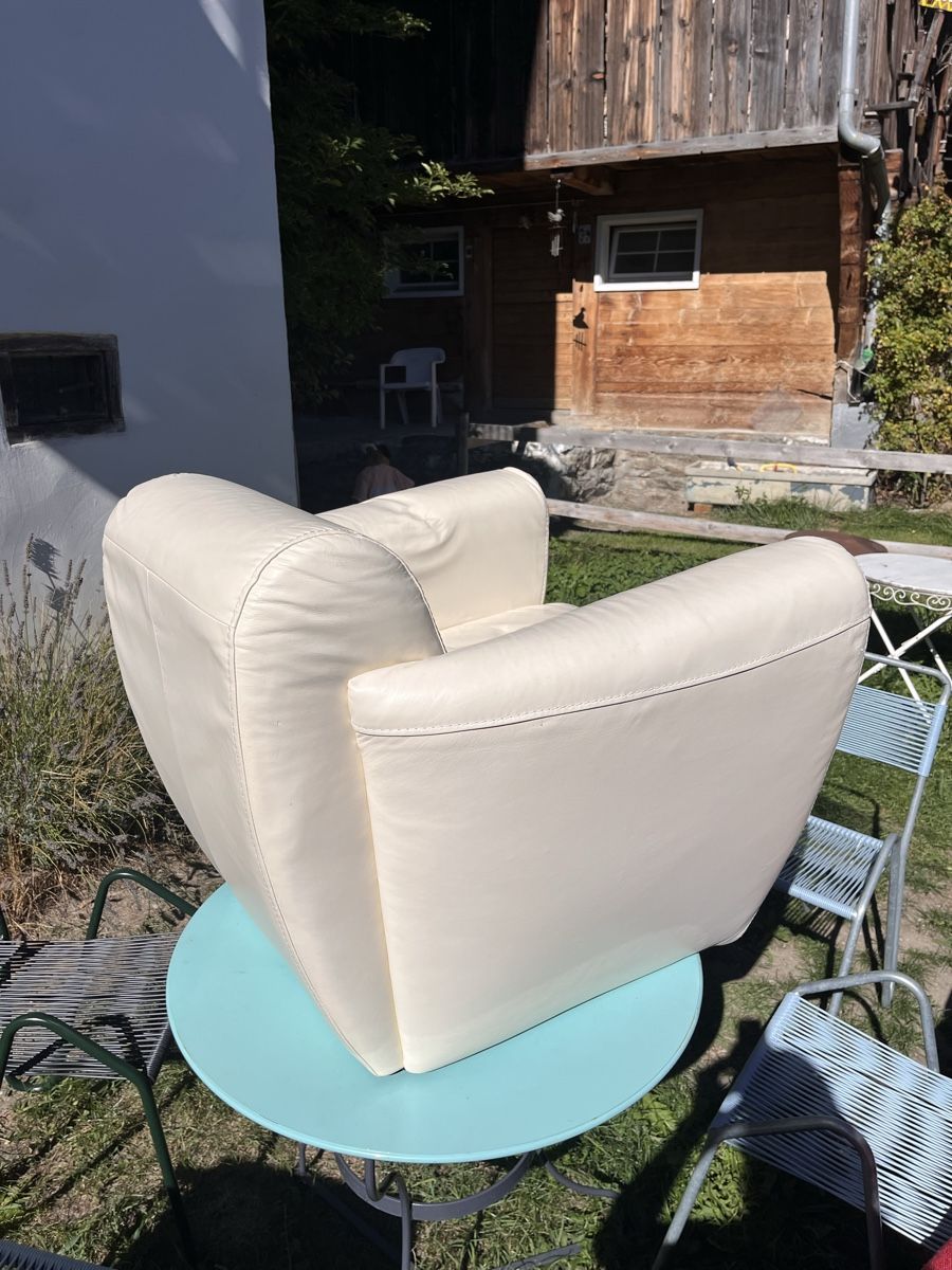 Sessel: 2 weisse Sessel – Gebraucht aus Cumbel von Langwiesler8 1