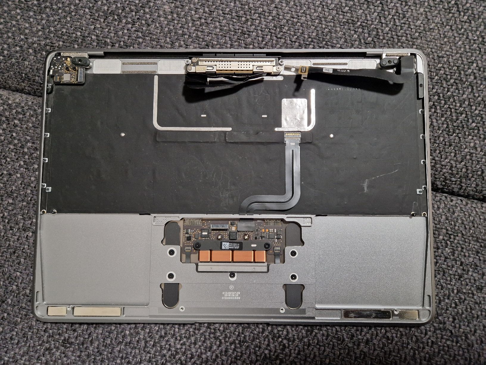 Apple Notebook: Macbook 12" pour pièces : écran + châssis – Usato da Peseux venduto da katja.vit 2