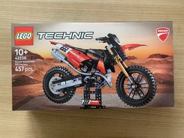 💥LEGO Technic 42238 Ducati Desmo450 MX Factory Motorrad NEU