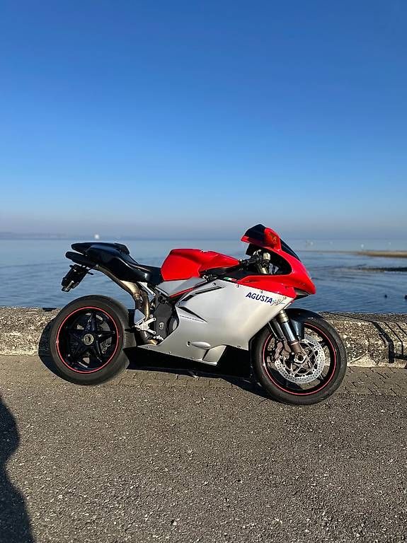 MV Agusta Strada: MV Agusta F4 S1000 – Usato da Uttwil venduto da FFFFFF 4