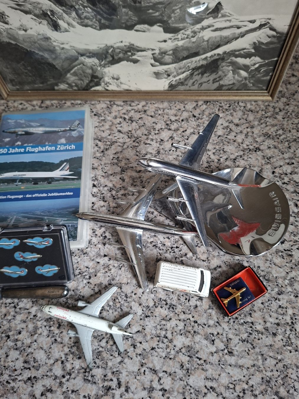 Swissair Kit di modellismo & Modellini statici: Swissair Konvolut – Usato da Oberhasli venduto da Cortina 5