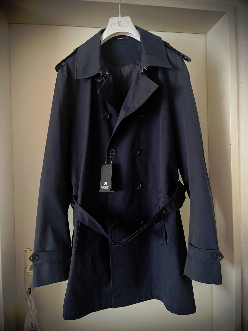 Navyboot Cappotti: Navyboot Mantel Trench Gr. 54 neu BLAU – Nuovo (secondo la descrizione) da Zürich venduto da galble