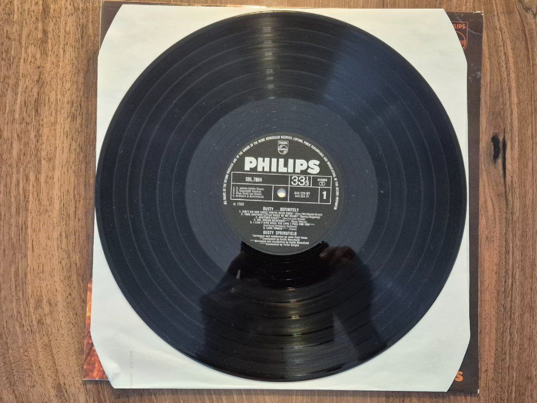 Dischi in vinile: Dusty Springfield - Definitely – Usato da Emmenbrücke venduto da eneredi 2
