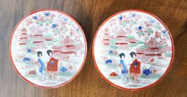2 kleine japanische Porzellan Dekorationsteller handbemalt