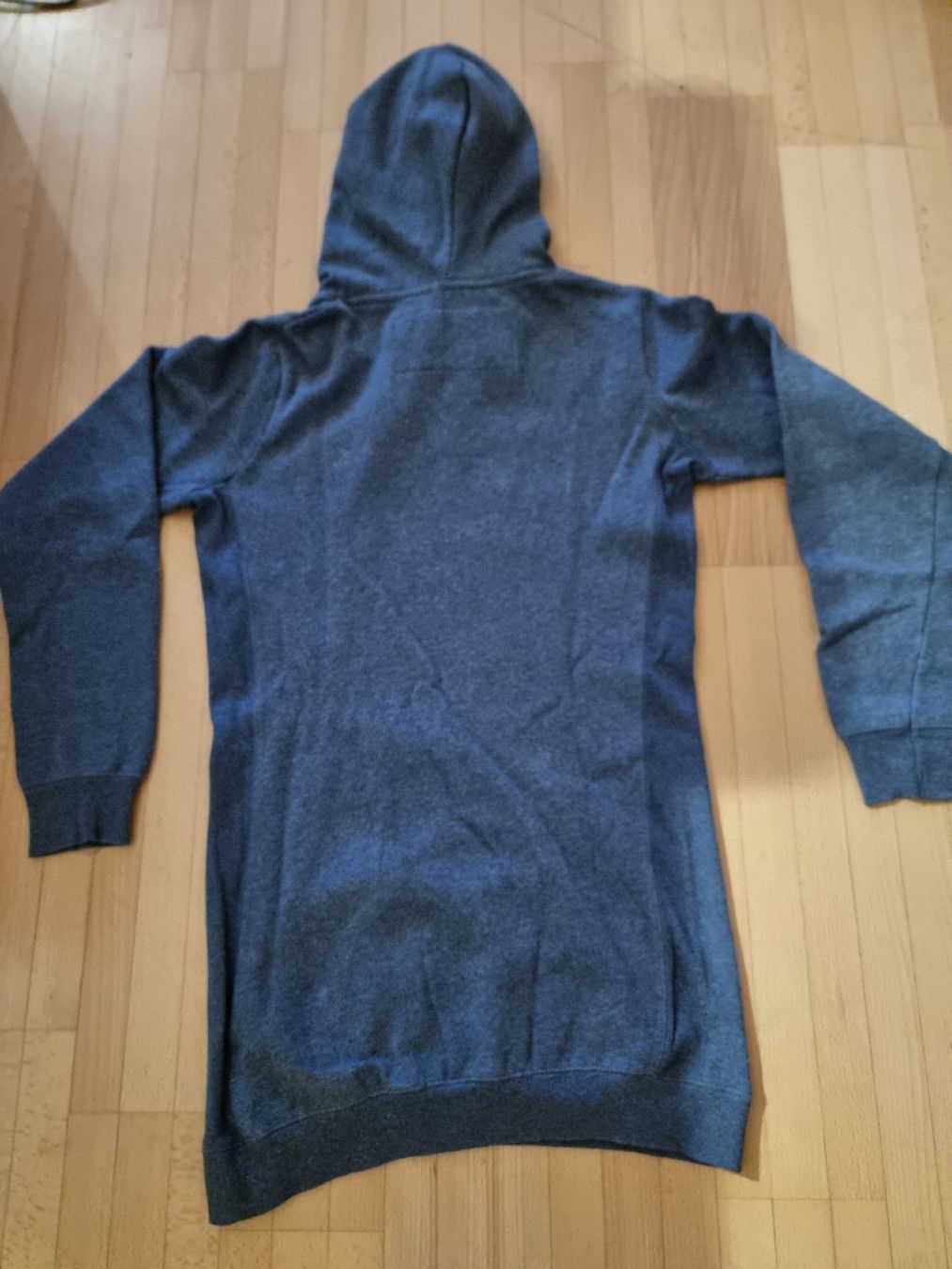 Maglioni & Felpe: Blauer Kapuzenpullover Grösse S, Damen Lang Hoodie Pulli – Usato da Veltheim AG venduto da gave04 1
