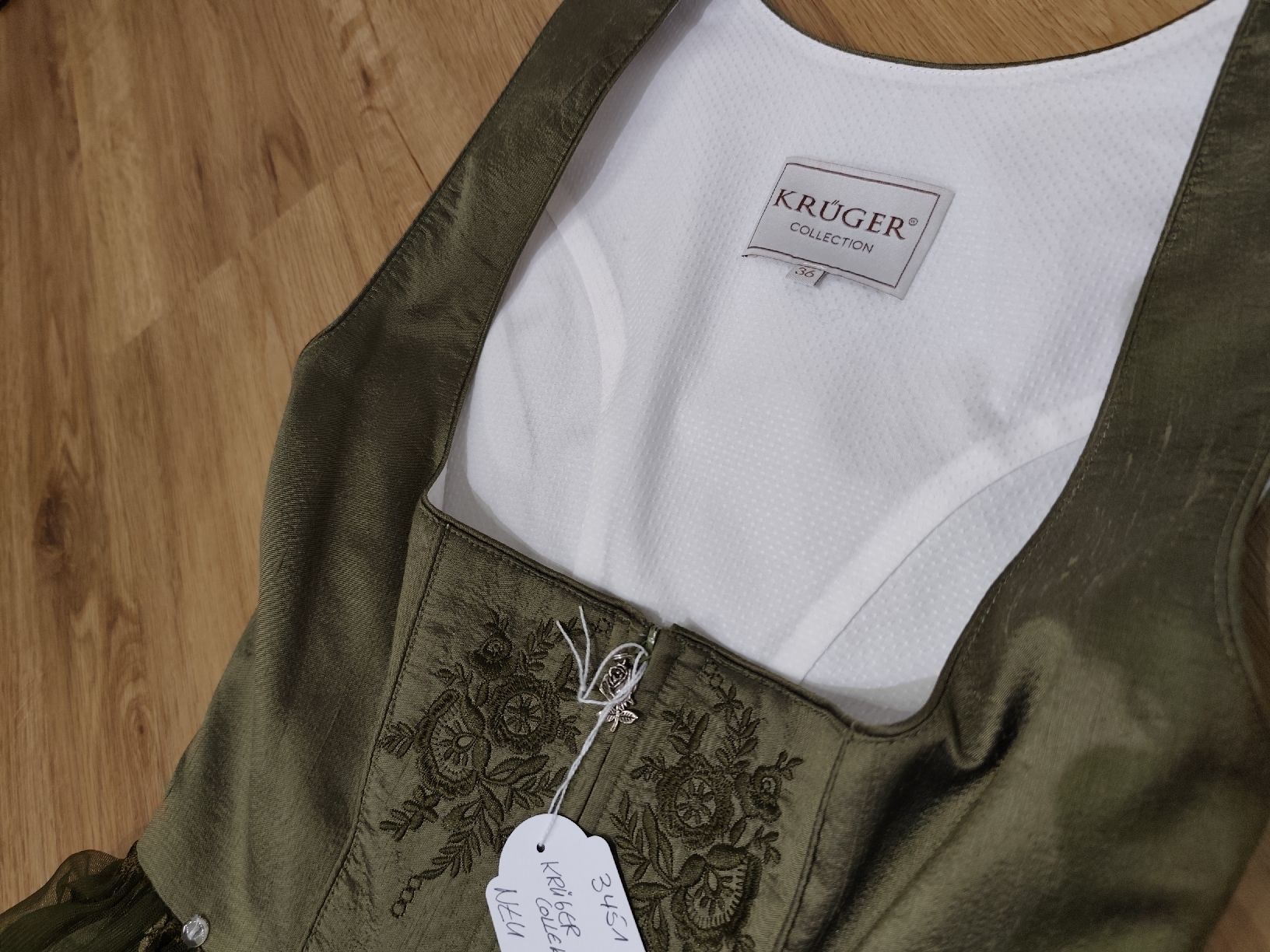 Krüger Vestiti: Festdirndl Krüger, Gr. 36 - NEU – Nuovo (secondo la descrizione) da Dussnang venduto da Rosenfee50 4