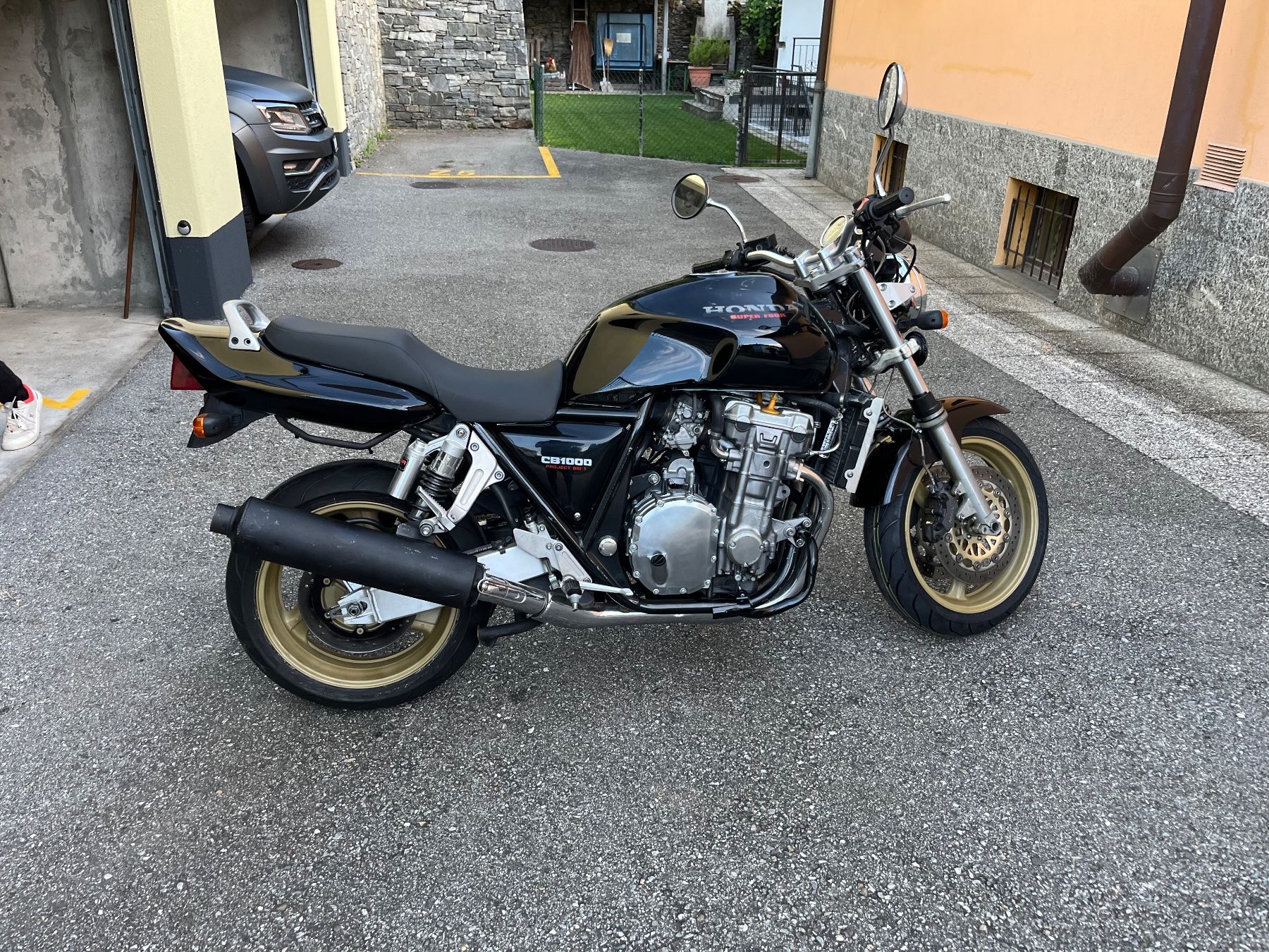 Honda Strada: Honda CB1000 F Big One Super Four – Usato da Cadenazzo venduto da Pako1985 5