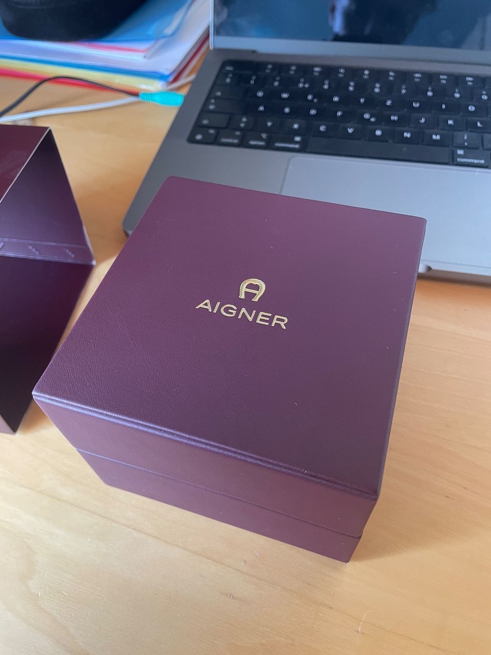 Aigner Uhren: AIGNER Armbanduhr – Gebraucht aus Kriens von  7