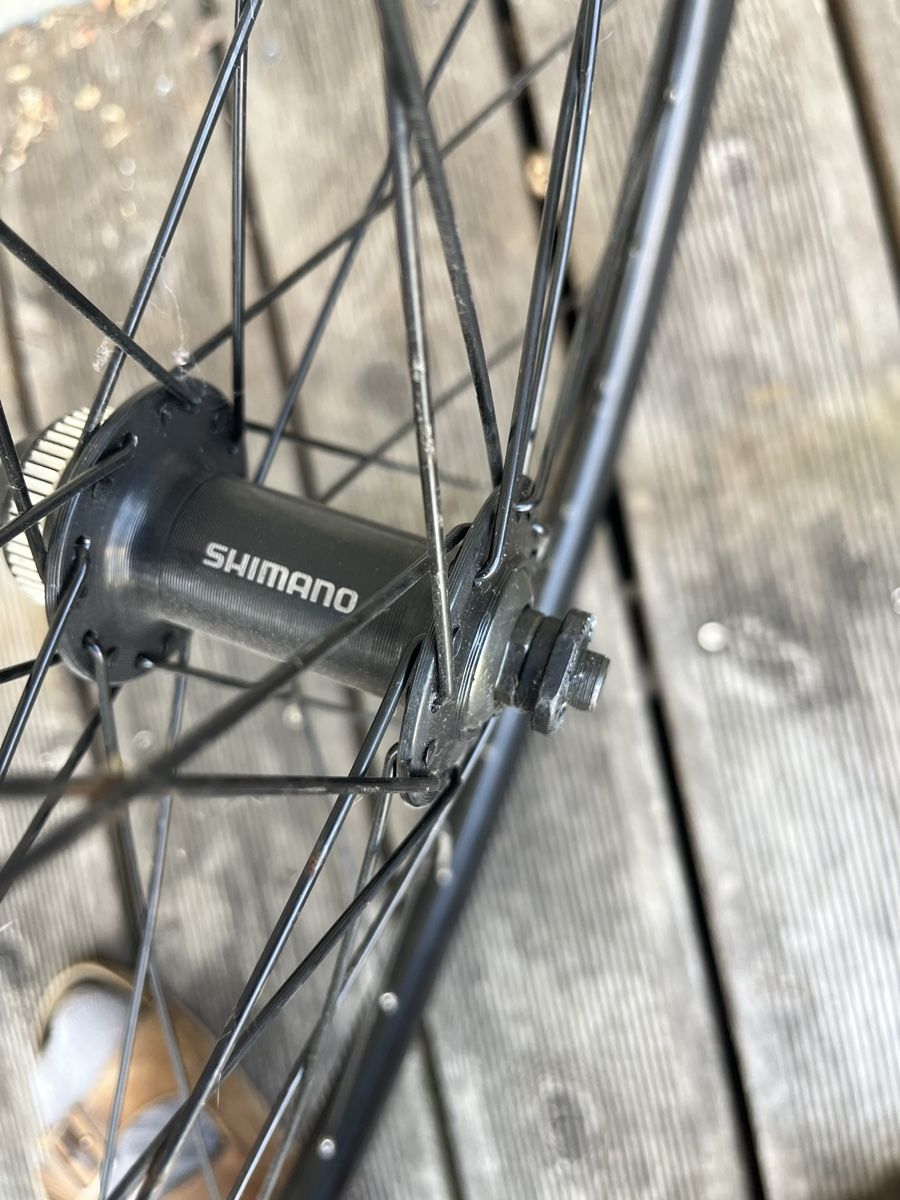 Shimano Ersatzteile: Roue avant 28 pouces – Gebraucht aus Biel/Bienne von sou_7g92 1