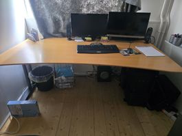 Büro Tisch