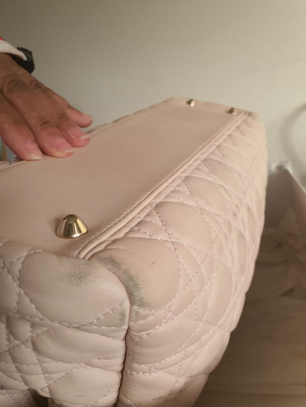 Dior Taschen für Damen: Dior Rose Leder Schultertasche – Gebraucht aus Schlieren von Fangolf 5