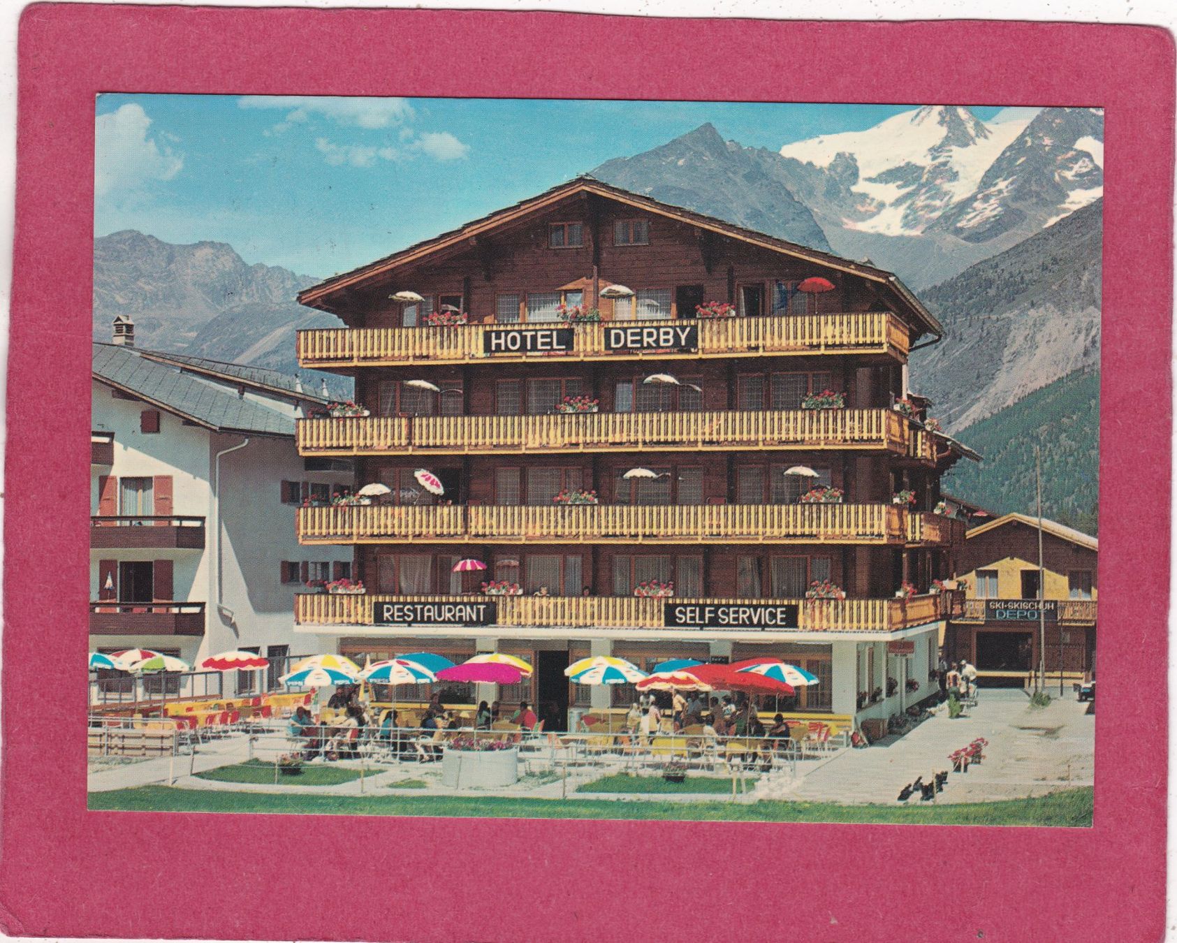 Cartoline postali: Saas-Fee Hotel Derby 1984 – Usato da Herisau venduto da Lisegrat2008