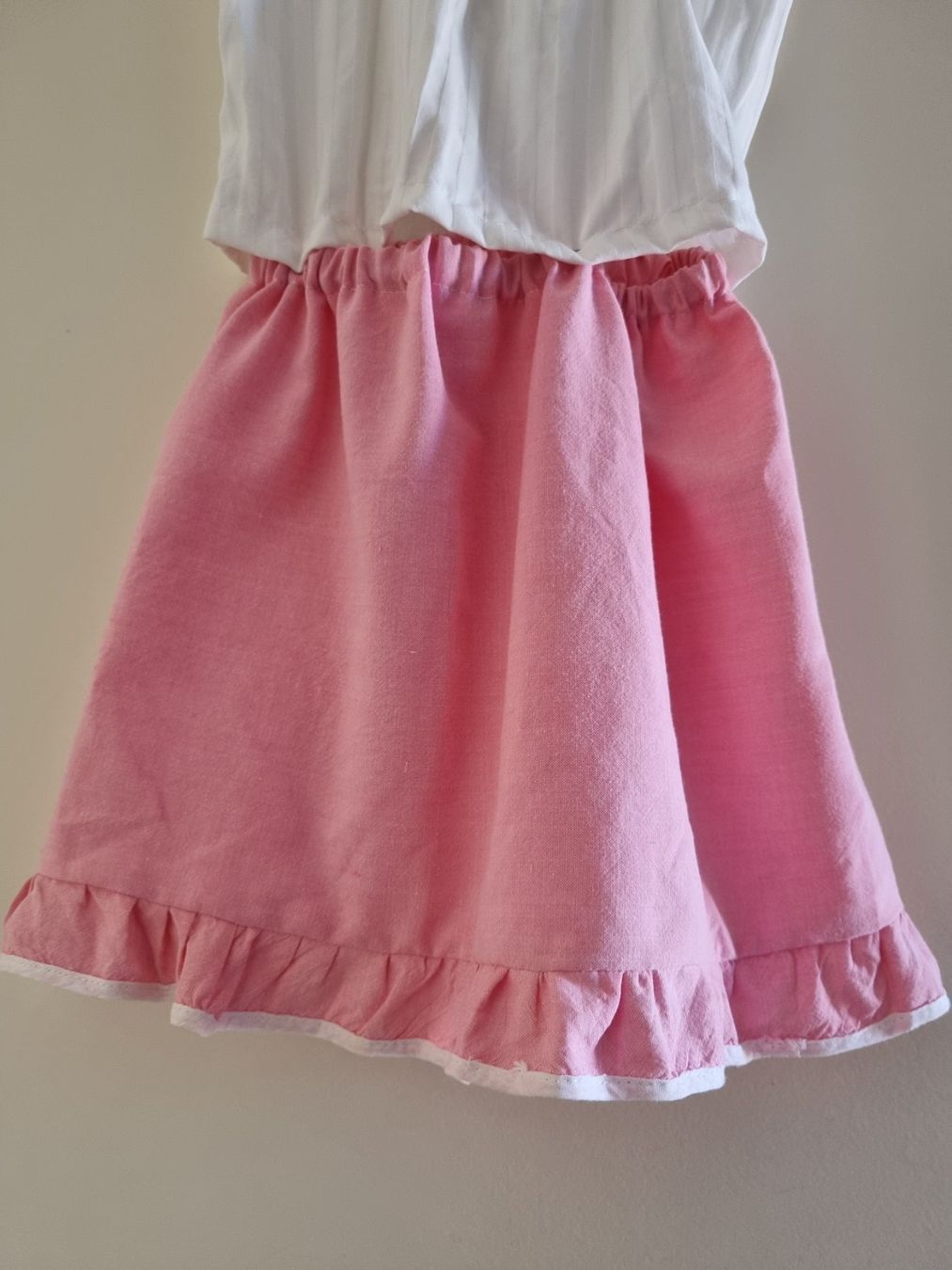Vestiti & Gonne: Kleid für Mädchen 2 teilig – Usato da geroldswil venduto da Gumball1 1