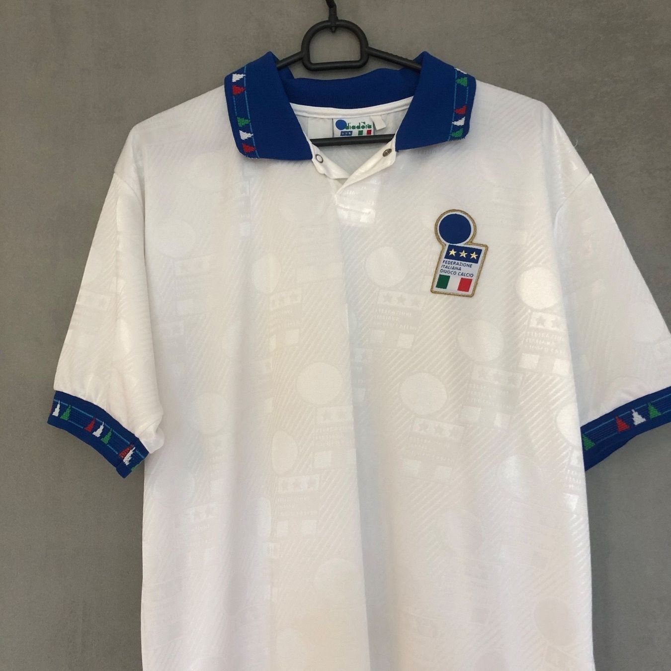 Nike Canottiere & Pantaloni: Italia Maglia Diadora 1994 – Usato da Winterthur venduto da LaBodega 1