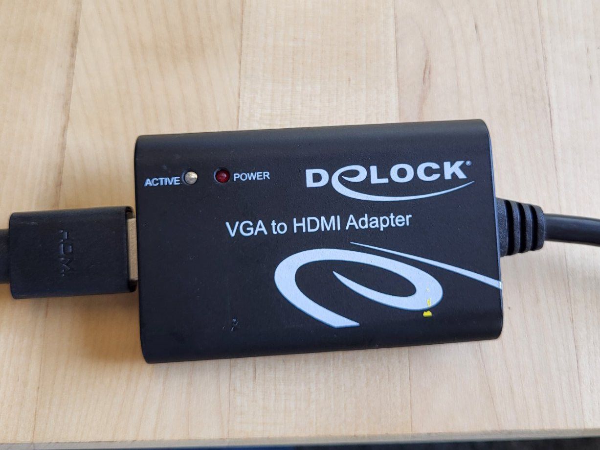 Adattatori: DELOCK VGA zu HDMI Adapter – Usato da Rümlang venduto da Greenliff
