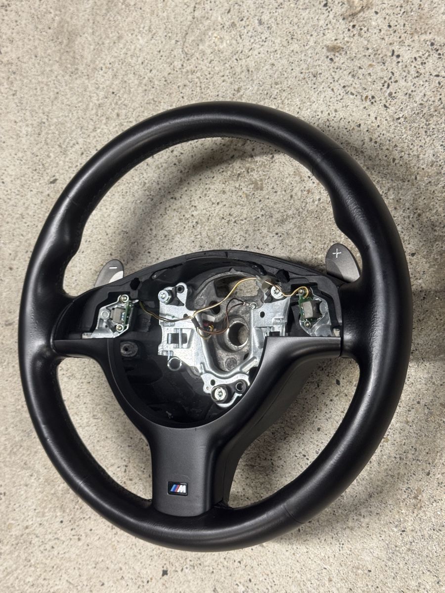 BMW Alle Autoersatzteile: Bmw m3 e46 SMG Lenkrad – Gebraucht aus Bottmingen von S54B32 1