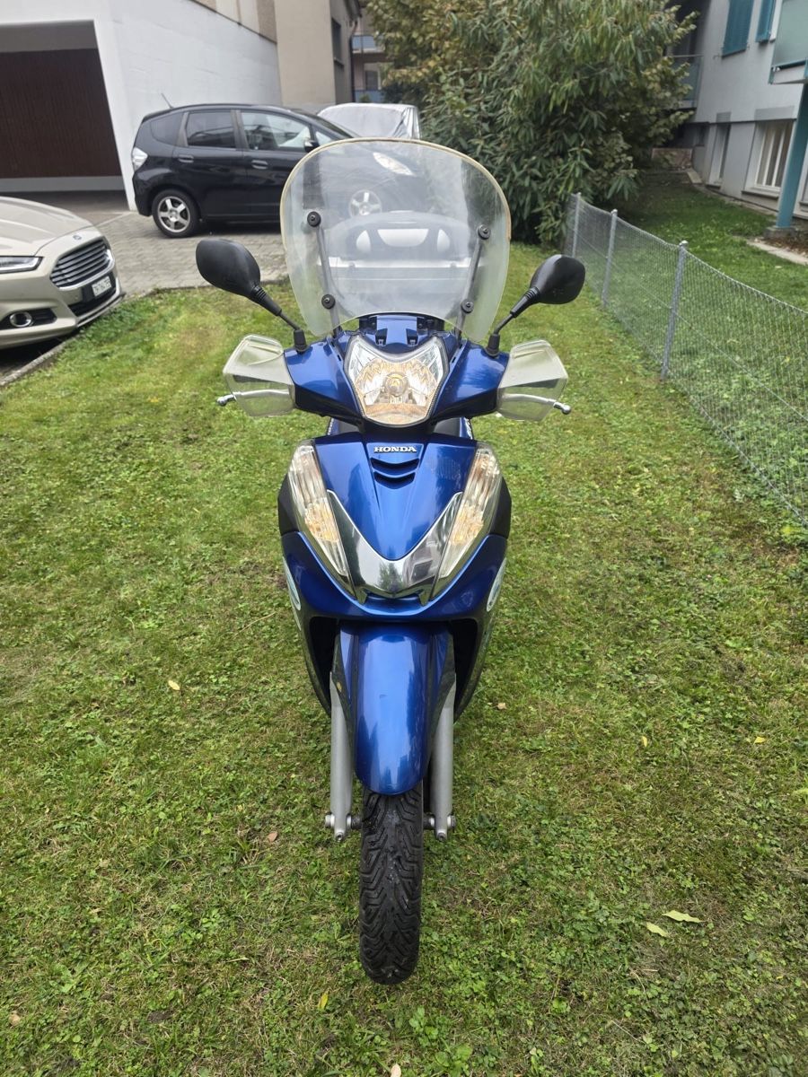 HONDA SH 300 CC (Gebraucht) in Winterthur für CHF 52 – nur Abholung auf ...