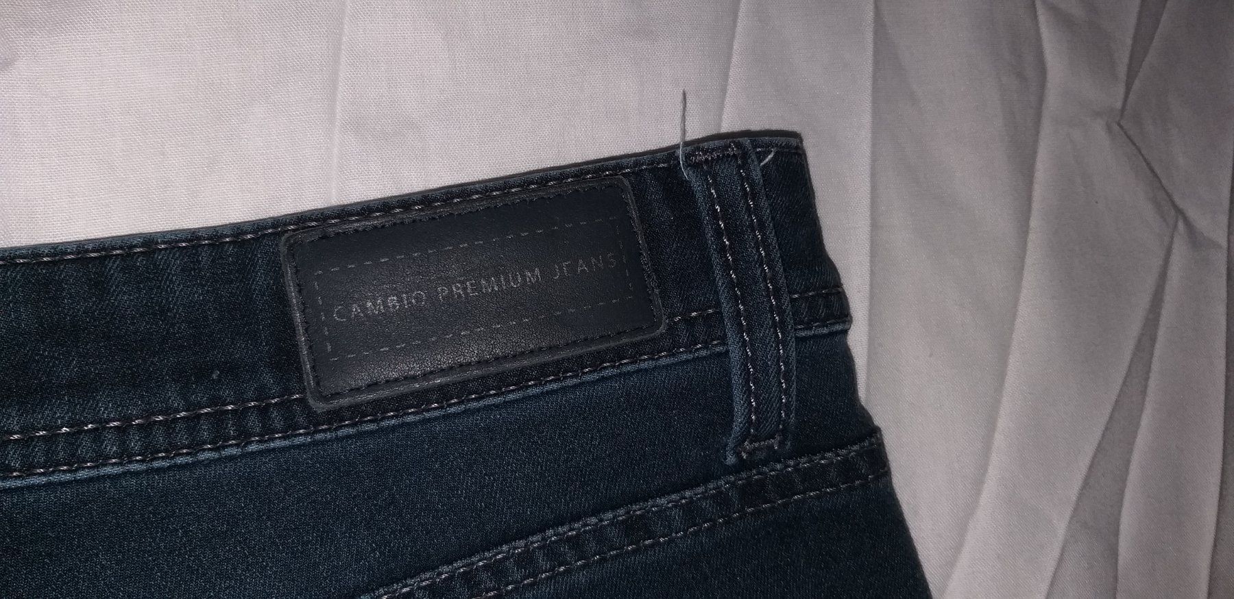 Cambio Jeans: Jeans CAMBIO VINTAGE EDITION    Taille/Grosse M – Usato da Cossonay-ville venduto da Super-Price-Quality 7