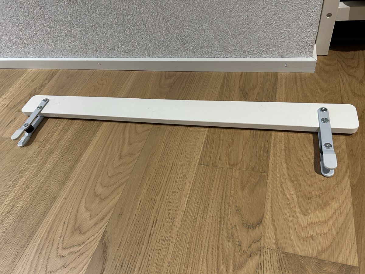 Balustrades: IKEA bed barrier good condition – D'occasion à Zürich par mar_d7zz
