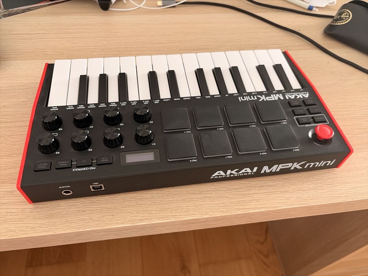 Akai Strumenti musicali: AKAI MPK mini – Usato da Villars-sur-Glâne venduto da RubenPS 1