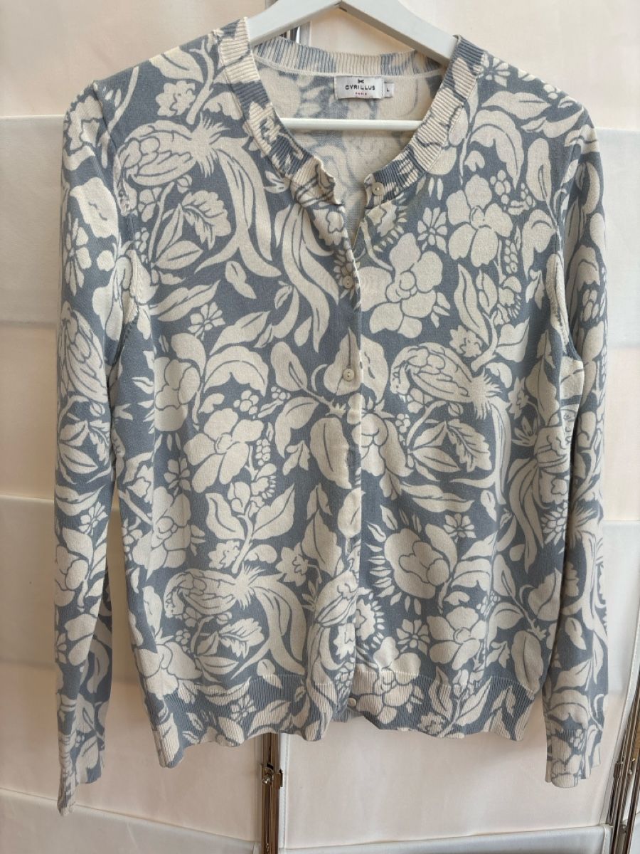 Cyrillus Vestes: Cyrillus Strickjacke Blumenmuster Grösse L Baumwolle  – D'occasion à Burgdorf par VouSchoen