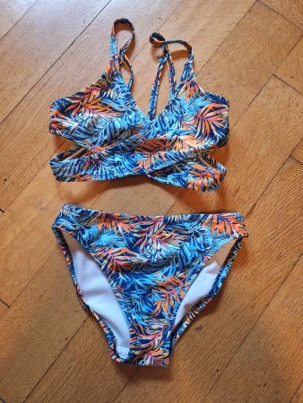 Bikini Mädchen bunt mit Blattmuster Grösse 110-116