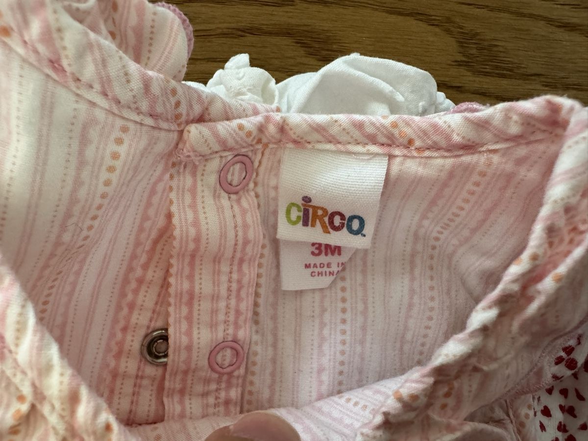 Lotti & Set di vestiti: Baby Kleider Set, Gr. 62, Sommerlich – Usato da Genthod venduto da Tidus04 2