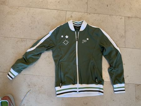 Peak Performance Jacke gruen Groesse L neuwertig