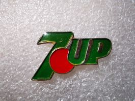 Ansteckpin 48: 7-Up
