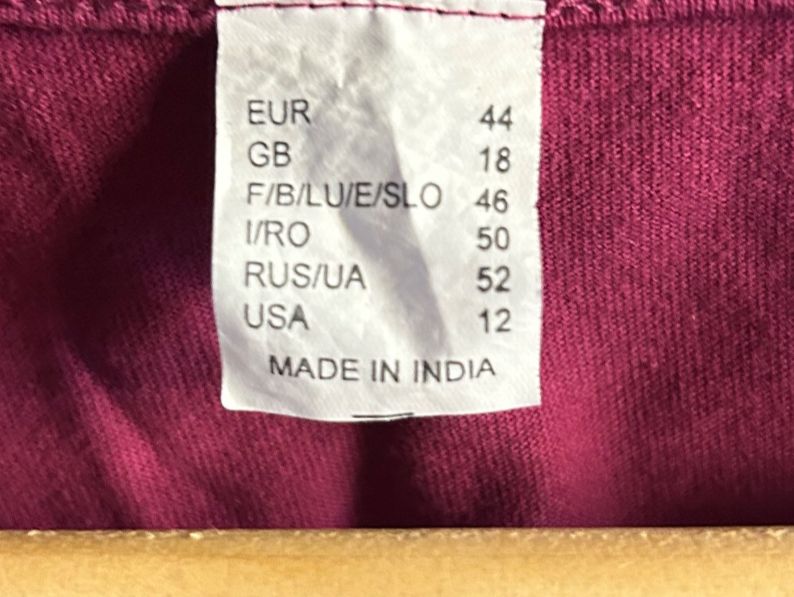 Pullover & Sweatshirts: Damenpullover Gr. 44 – Gebraucht aus Obergösgen von Andre118 1