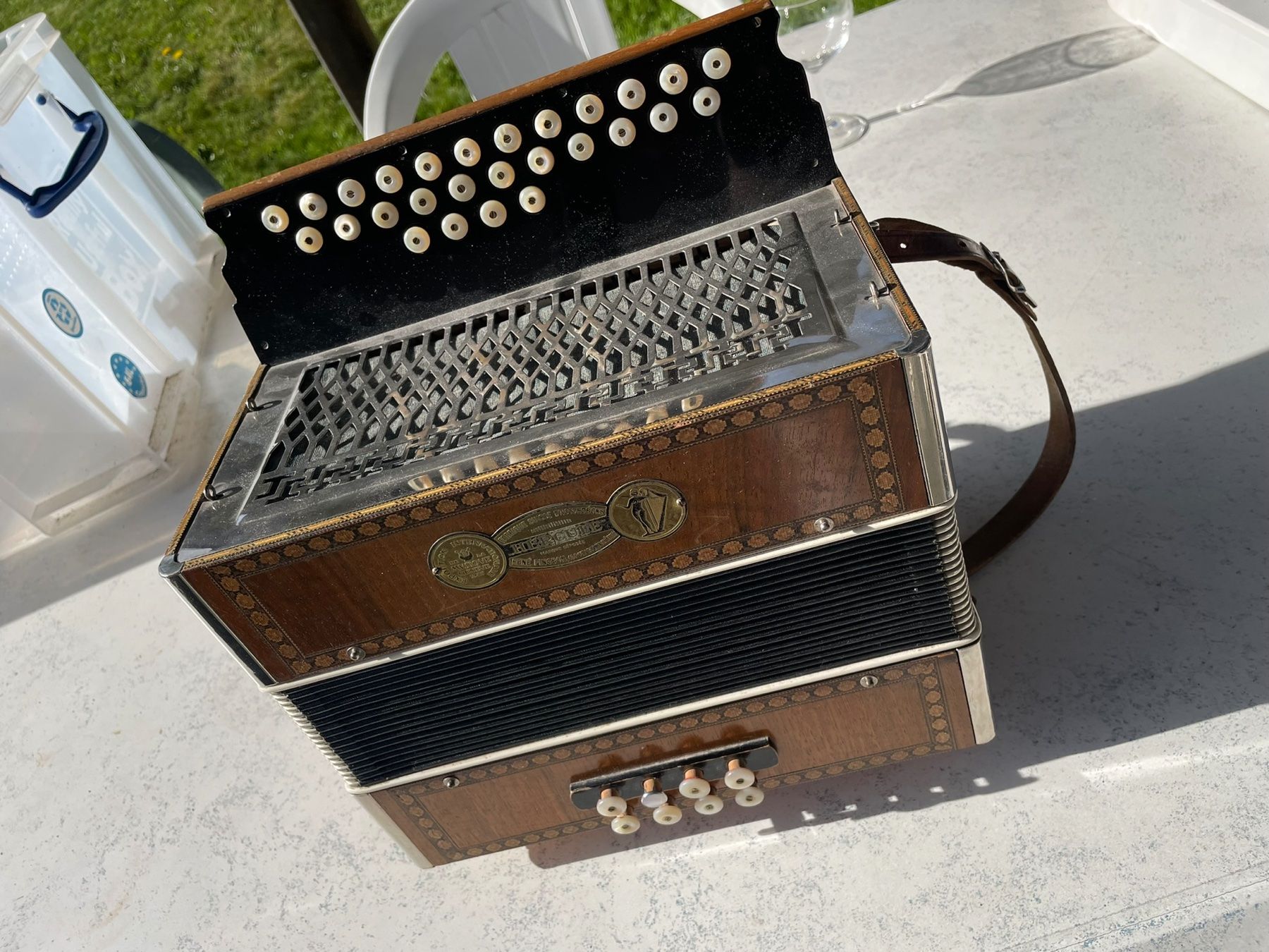 Strumenti musicali: Accordeons, HERCULE  Fabrique Suisse – Usato da Buttes venduto da ButtA15 9