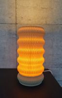 Moderne Tischlampe